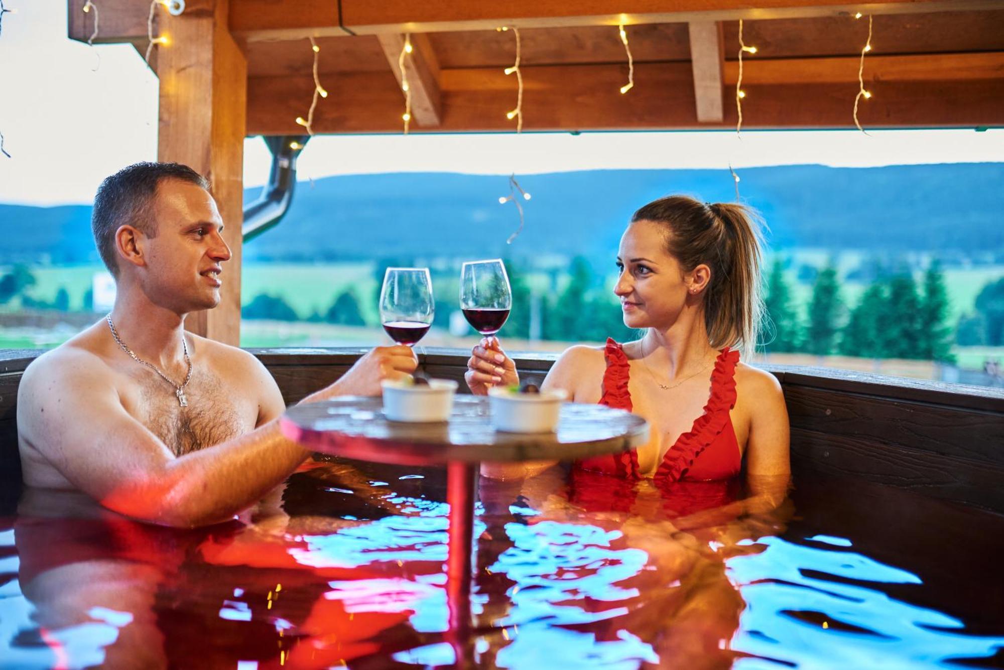 Osada Orlica Klimatyczne Domki Z Widokiem Na Gory I Termalnym Spa Sauna Jacuzzi 4 Km Od Zieleniec Ski Arena Lasowka Exterior foto